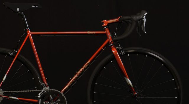 初めてのロードにも……アンダー15万円のフルカーボンバイク「MERIDA SCULTURA EVO 901」 – CyclingEX CLASSIC