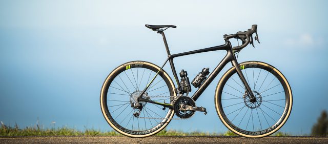 Read more about the article Cannondale 2018年モデル：SAVEマイクロサスペンションがさらに進化したエンデュランスロード「SYNAPSE」