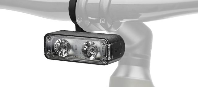 Read more about the article SPECIALIZEDが2種類のLEDを搭載したヘッドライト「Flux900 HEADLIGHT」を発売