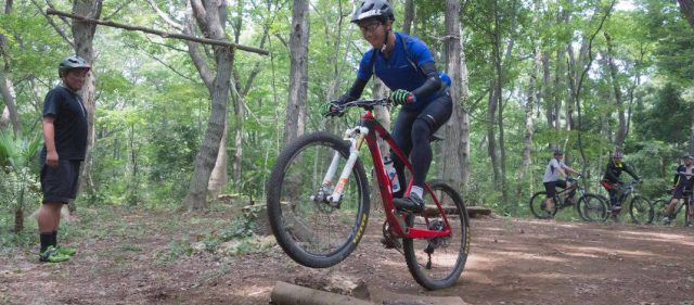 Read more about the article MTBに乗るとロードバイクにもメリットがある!? ドゥロワー・山路篤さんに聞く