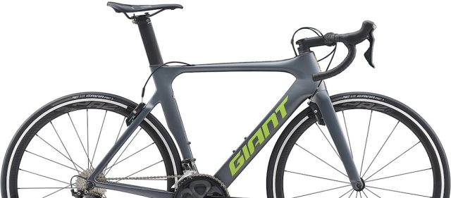 Read more about the article GIANT 2020年モデル：リムブレーキ仕様のエアロロード「PROPEL ADVANCED」