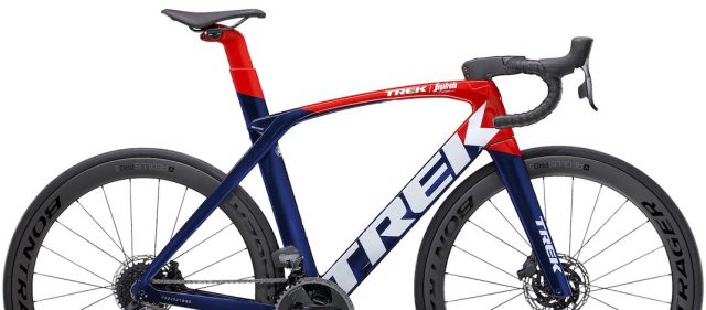 Read more about the article TREK 2021年モデル：OCLV 800を採用した「Madone SLR Disc」