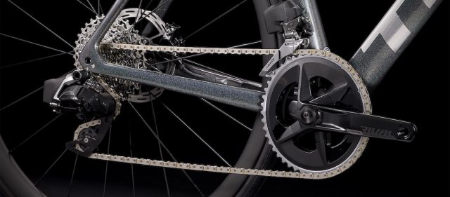 Read more about the article TREKがSRAM Rival eTap搭載の「Émonda SL 6 eTap」を発売