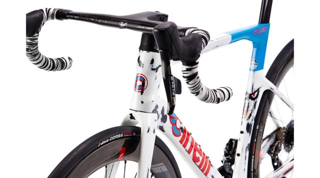 Read more about the article コルパック・バランCSB チームモデル「CINELLI PRESSURE COLPACK TEAM EDITION」