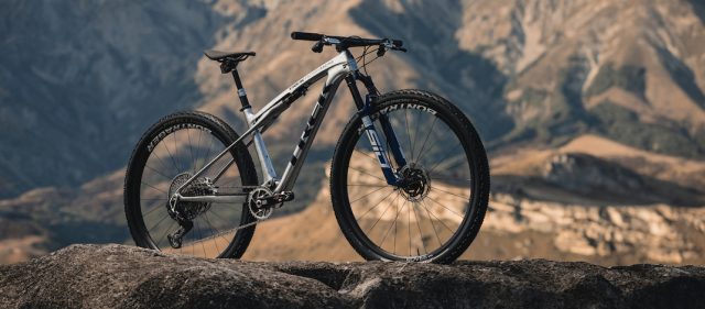 Read more about the article TREKがXC向けMTB「Supercaliber」の第2世代を発表