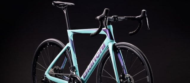 Read more about the article BIANCHI 2024年モデル：OLTREファミリーに「RACE」グレードが登場